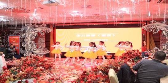 说明:D:\中钢马矿院\BETVLCTOR伟德国际官网平台MBA\晚会\IMG_2663.JPG